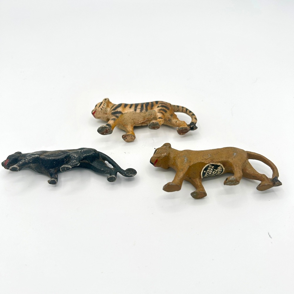 Vintage 50's Era Wend-al Aluminum Wild Animal Figures Set Tiger Panther Lioness